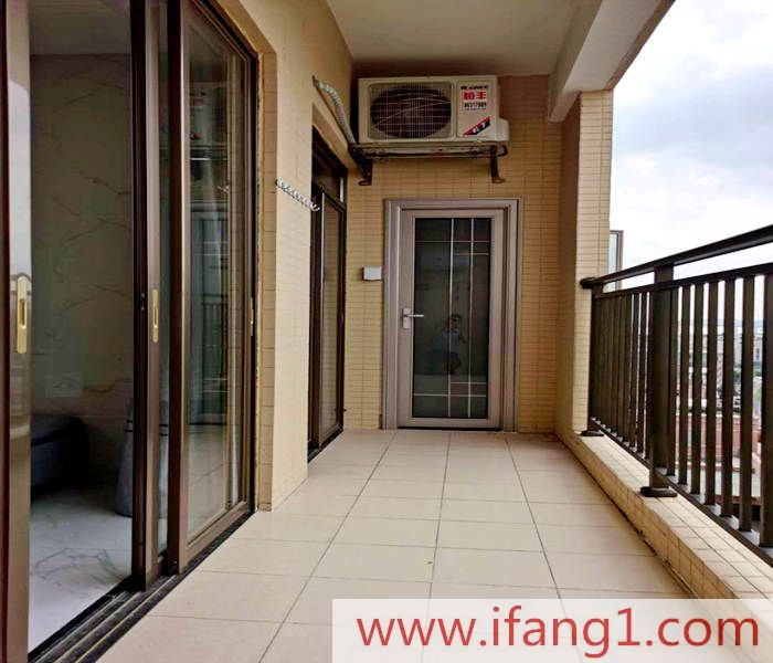 <a href=/shipai/ target=_blank class=infotextkey>石排小產權網</a>