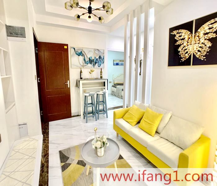 <a href=/longhua/ target=_blank class=infotextkey>大浪小產權出售網</a>